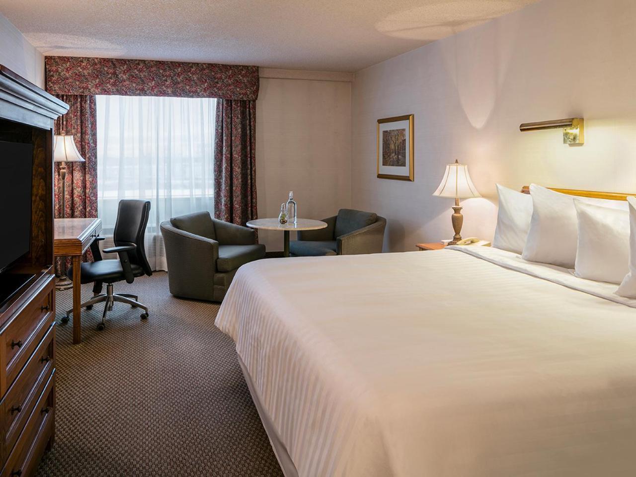 Hotels Gouverneur Montreal - Ile Charron 부셰르빌 외부 사진